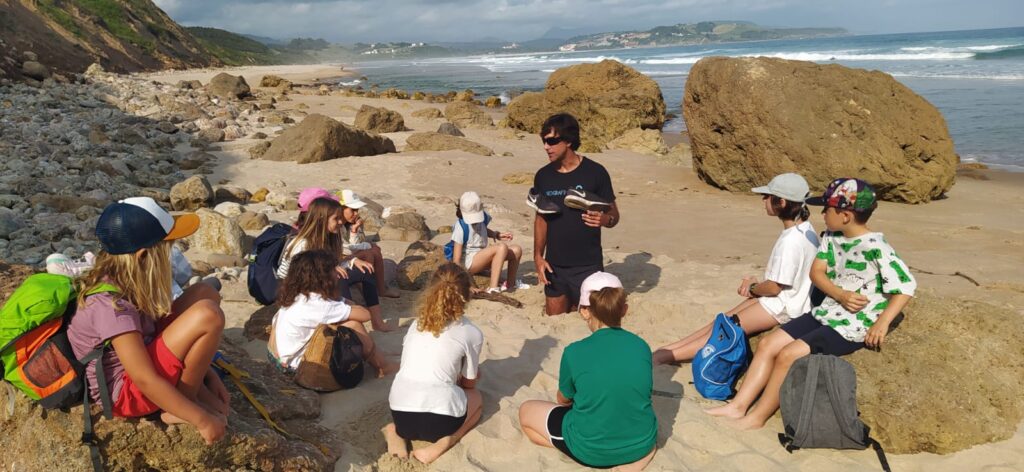 Paseo didáctico «Paisajes de Mar: Cultura Oceánica | Paisajes de Tierra: mirando a la costa»